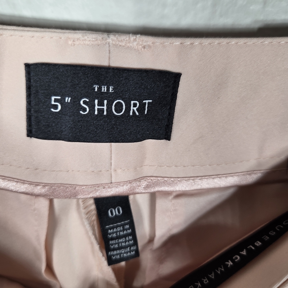 White House Black Market "The 5 inch Short Sz 00 Light Pink NWT - Picture 12 of 16